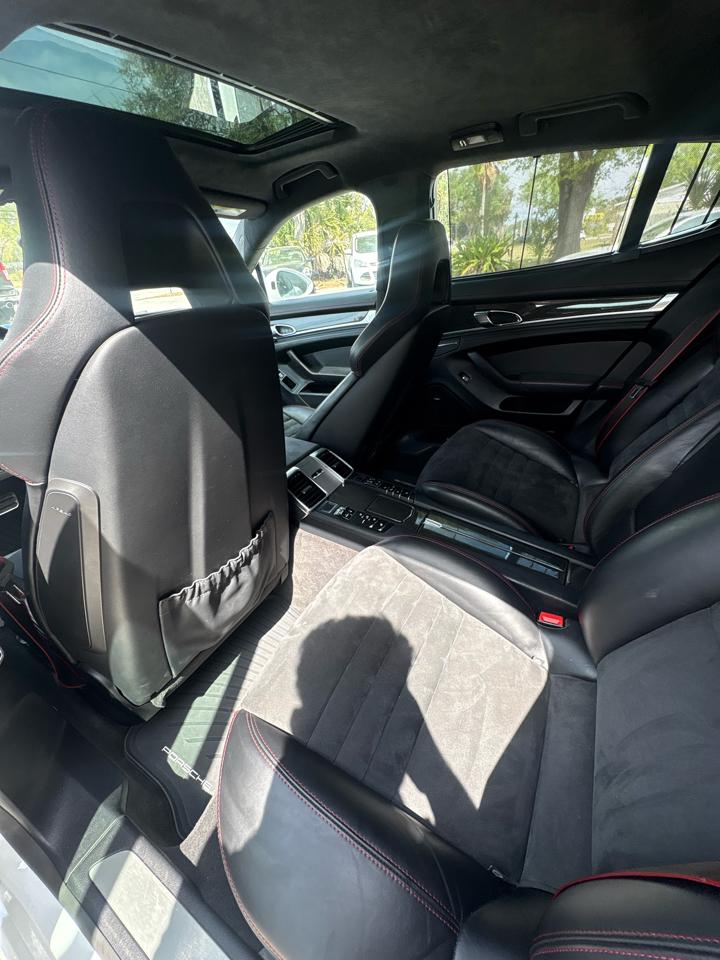 Porsche Panamera GTS 2016