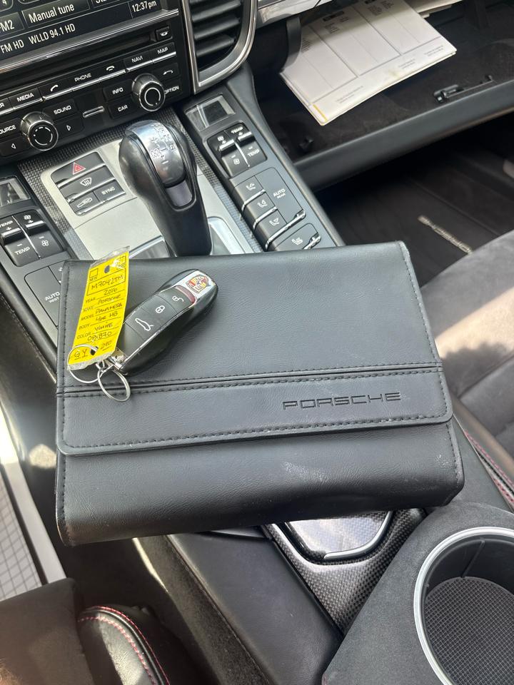 Porsche Panamera GTS 2016