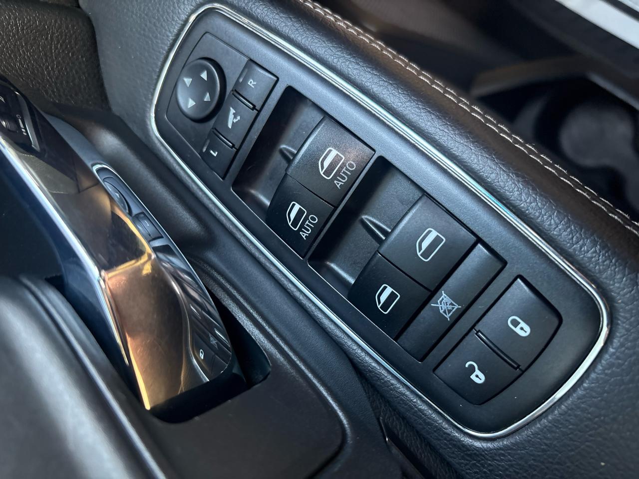 RAM 1500 Rebel Crew Cab 4WD 2018