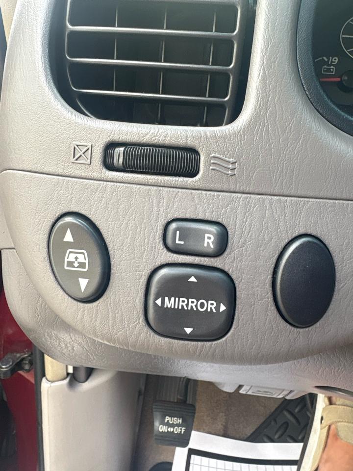 Toyota Tundra SR5 Double Cab 4.7L 2WD 2006