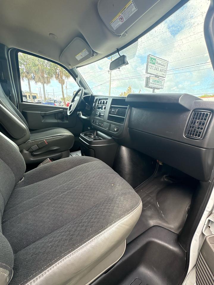 GMC Savana G2500 Cargo 2020