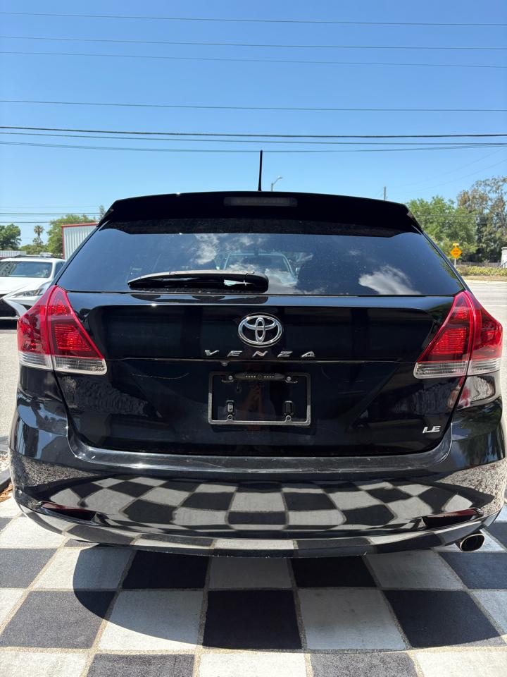 Toyota Venza LE I4 FWD 2013