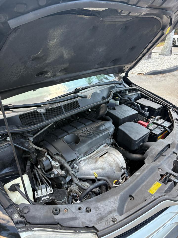 Toyota Venza LE I4 FWD 2013