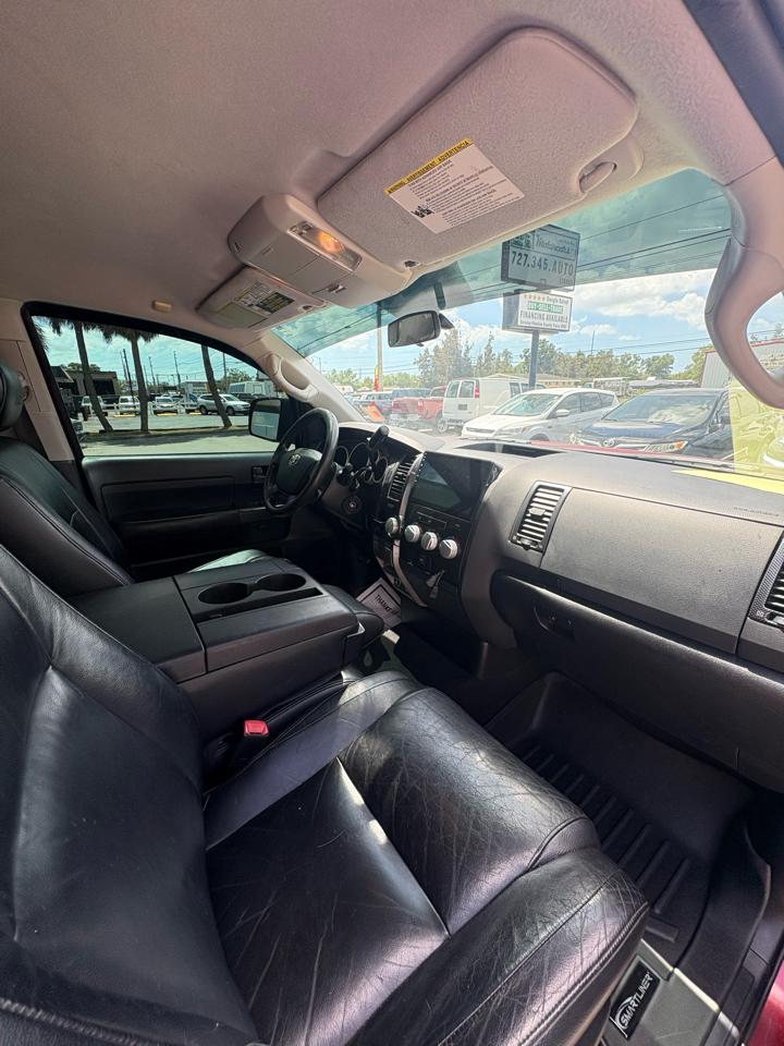 Toyota Tundra Tundra-Grade 5.7L Double Cab 2WD 2010