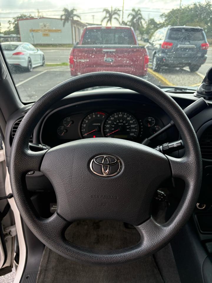 Toyota Tundra SR5 CrewMax 2WD 2006