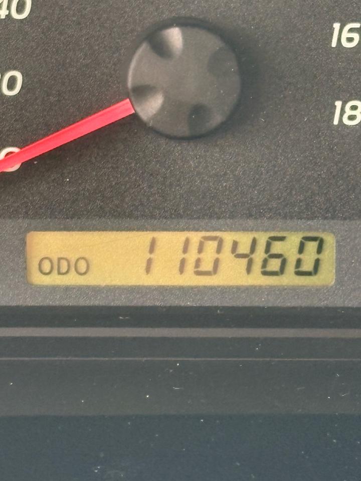 Toyota Tundra SR5 CrewMax 2WD 2006