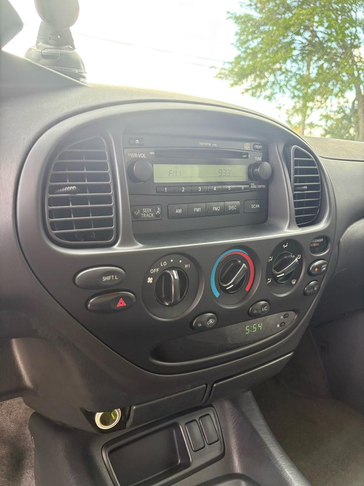 Toyota Tundra SR5 CrewMax 2WD 2006