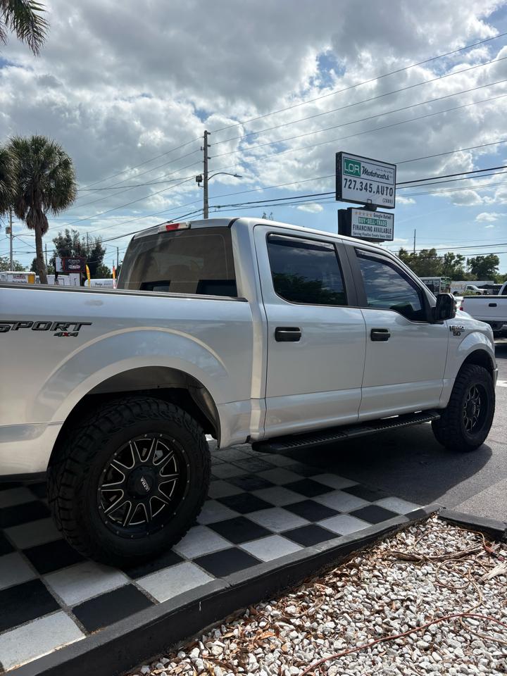 Ford F-150 XL SuperCrew 4WD 2018