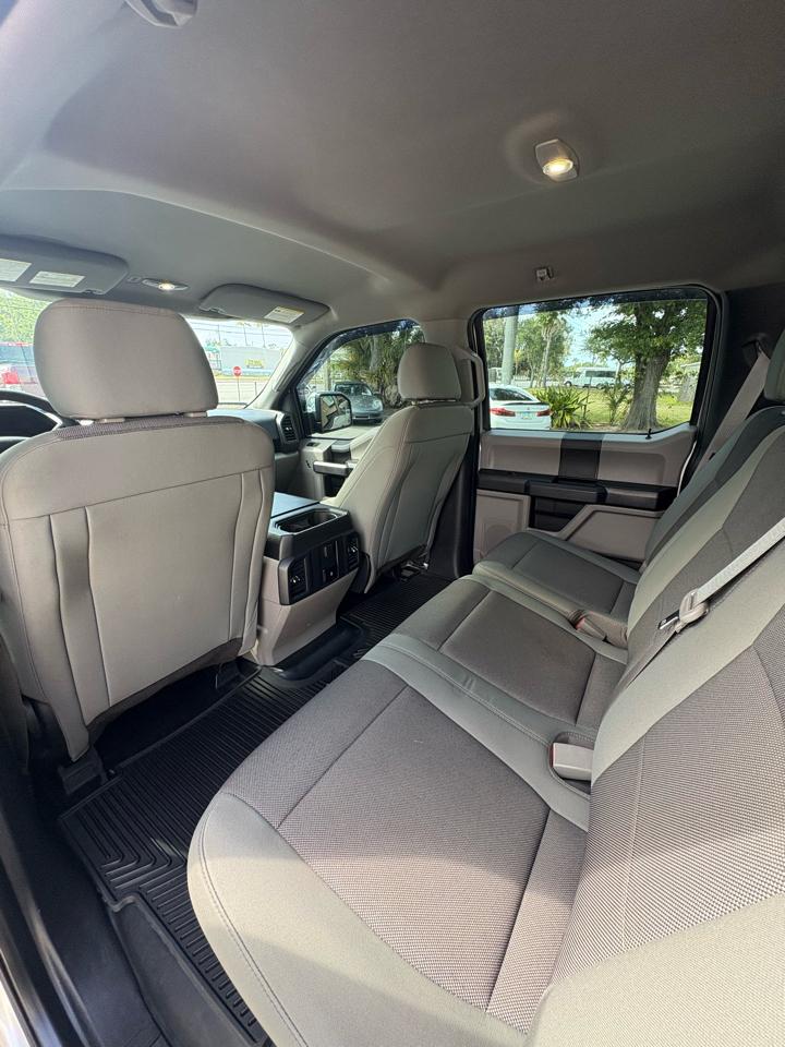 Ford F-150 XL SuperCrew 4WD 2018