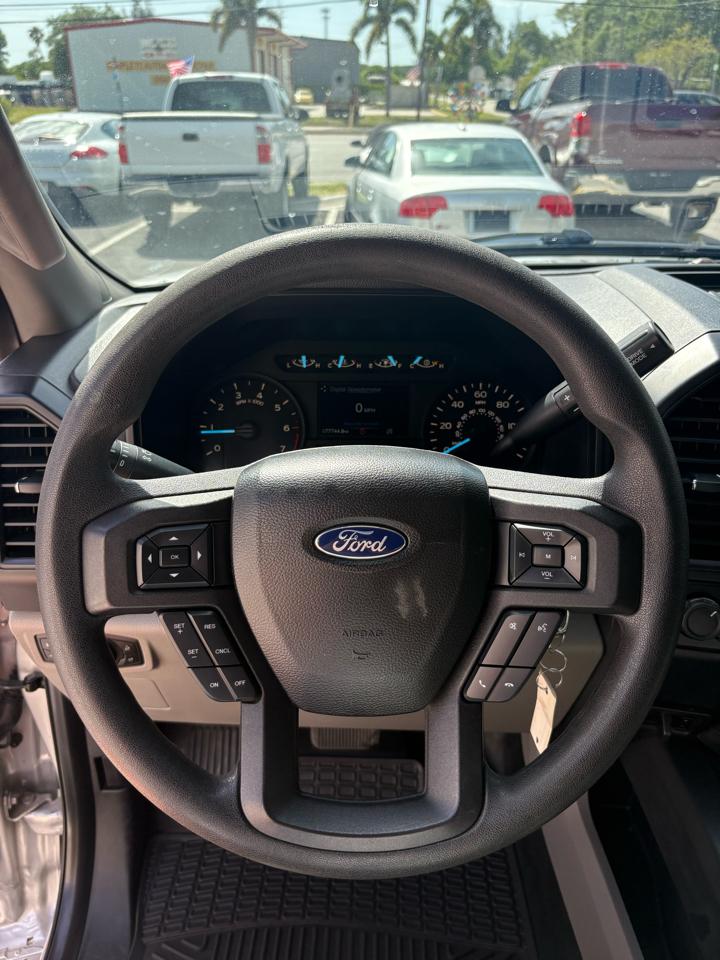 Ford F-150 XL SuperCrew 4WD 2018