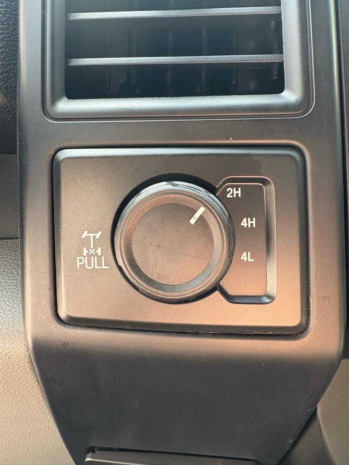 Ford F-150 XL SuperCrew 4WD 2018