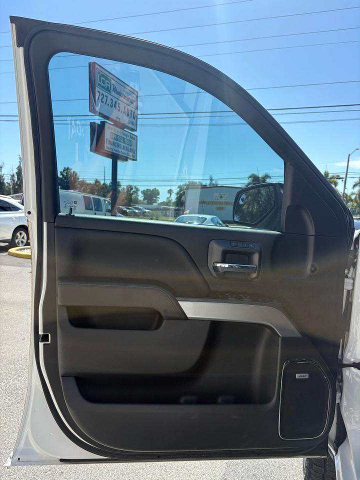 Chevrolet Silverado 1500 LTZ Crew Cab 4WD 2017