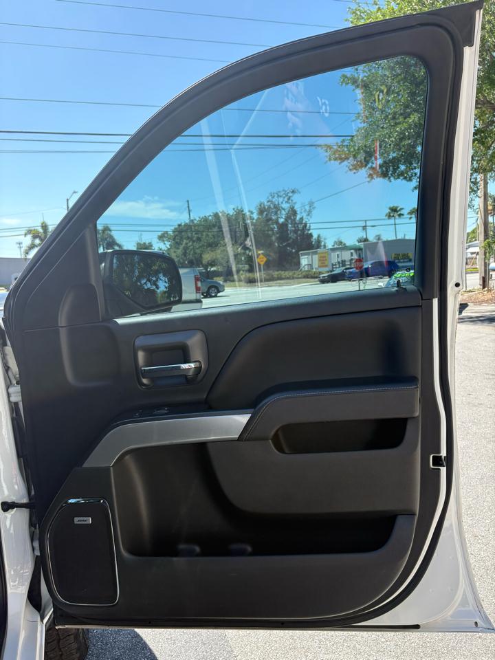 Chevrolet Silverado 1500 LTZ Crew Cab 4WD 2017