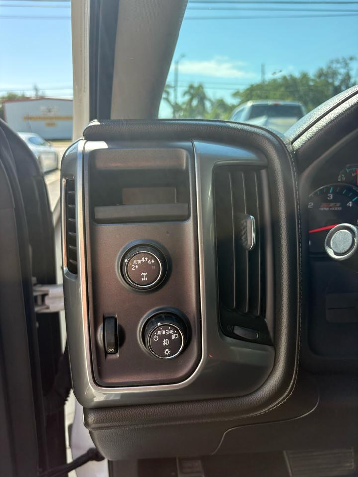 Chevrolet Silverado 1500 LTZ Crew Cab 4WD 2017