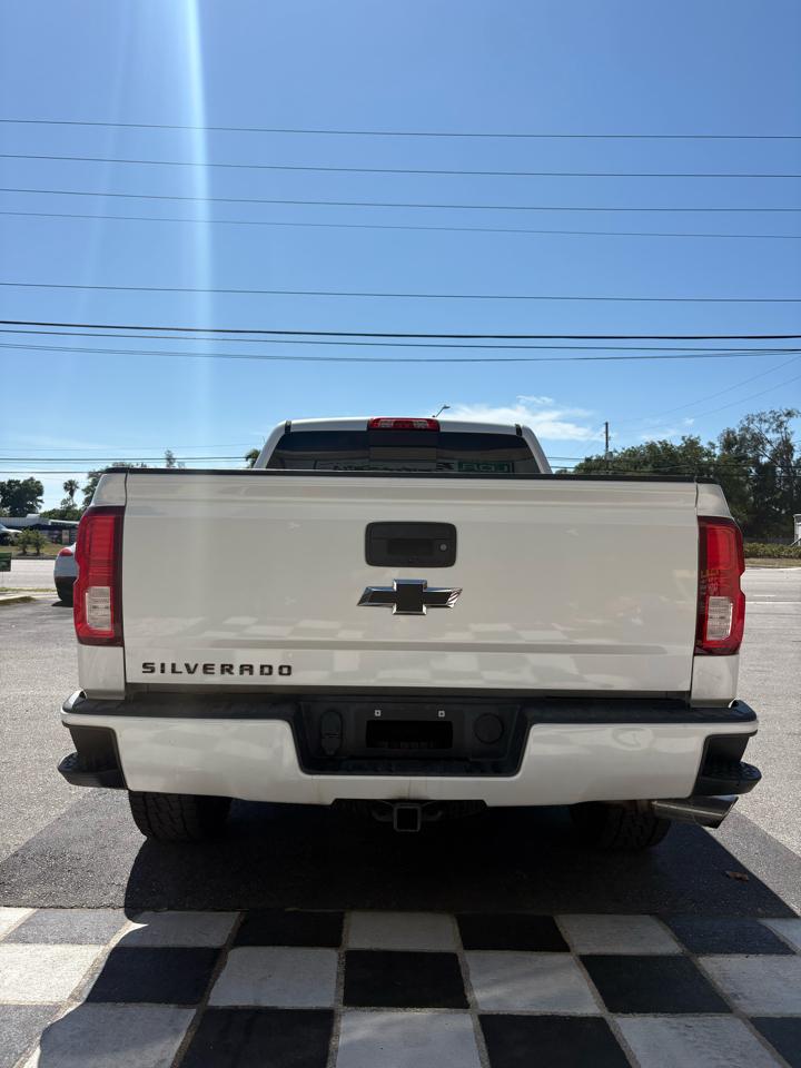 Chevrolet Silverado 1500 LTZ Crew Cab 4WD 2017