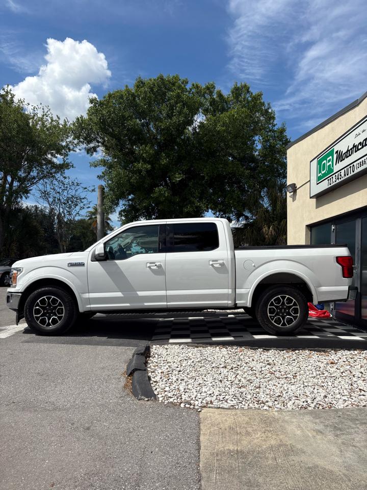 View vehicle photo 4