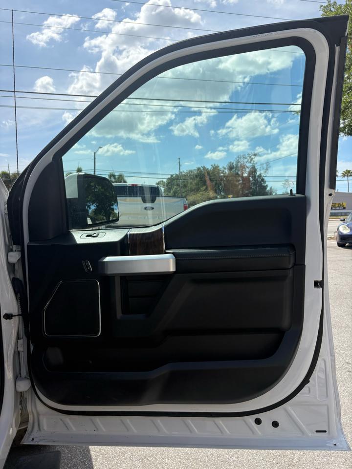 Ford F-150 Lariat SuperCrew 2WD 2020
