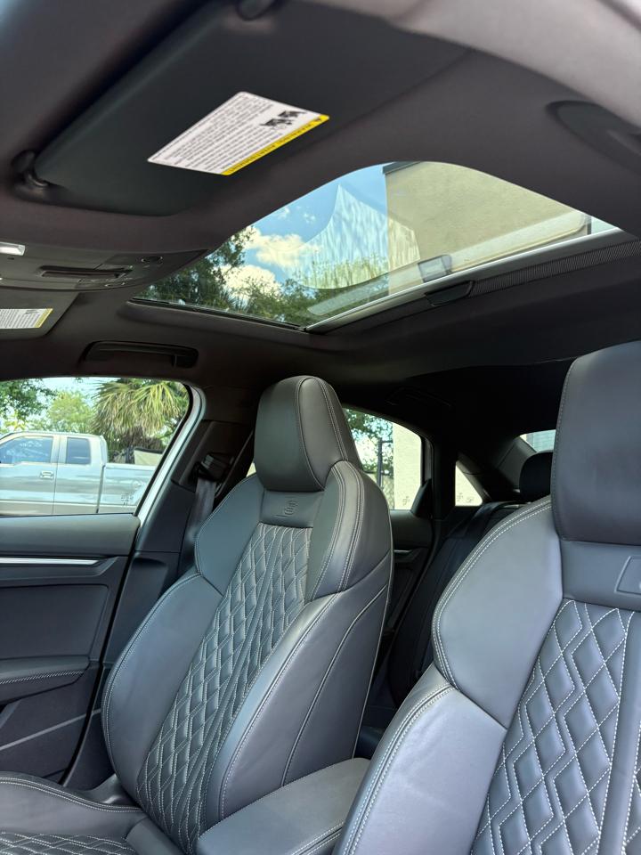 Audi S3 Prestige quattro 2024