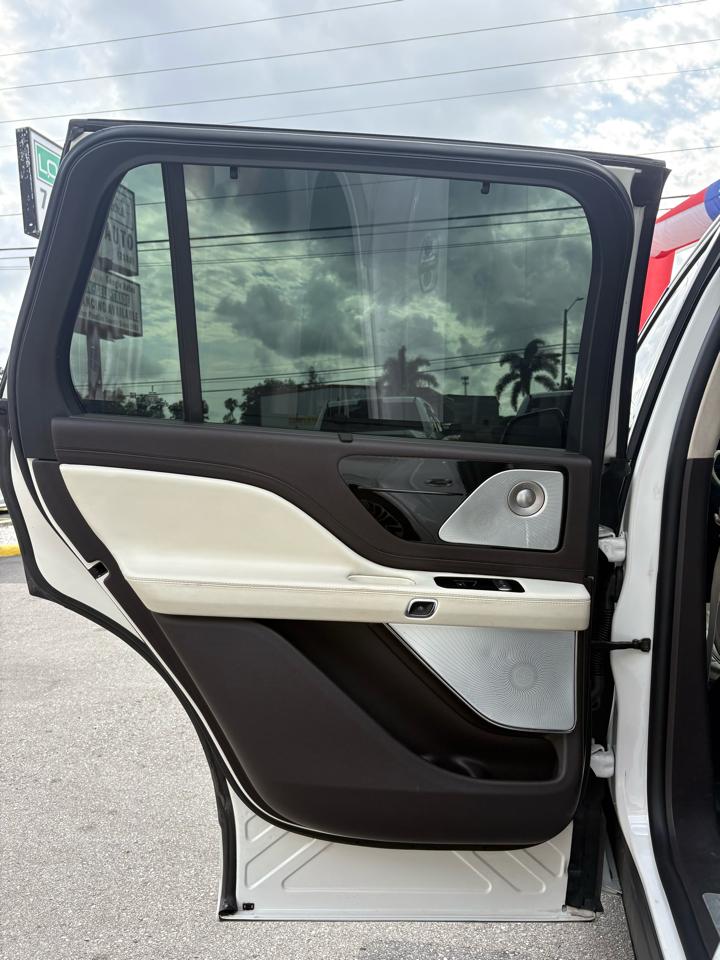 Lincoln Aviator Black Label 2021