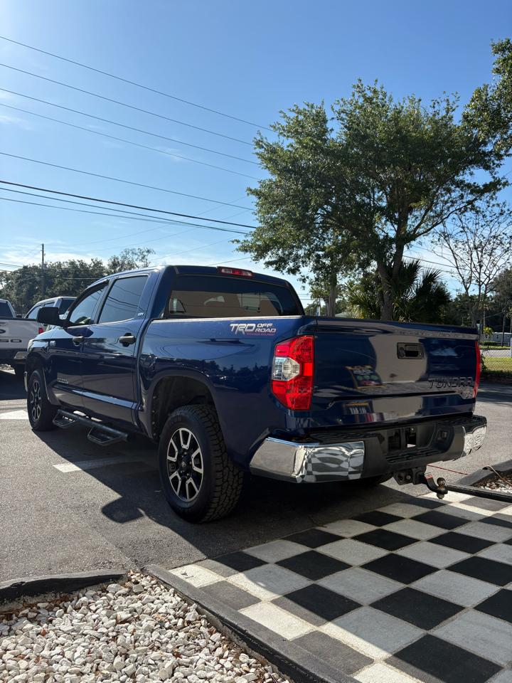 Toyota Tundra SR5 5.7L V8 CrewMax 2WD 2014