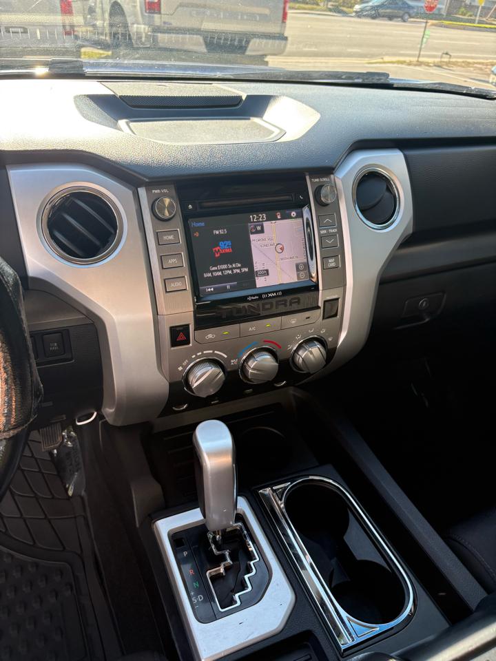 Toyota Tundra SR5 5.7L V8 CrewMax 2WD 2014