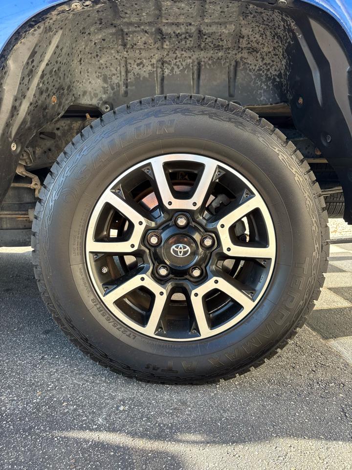 Toyota Tundra SR5 5.7L V8 CrewMax 2WD 2014