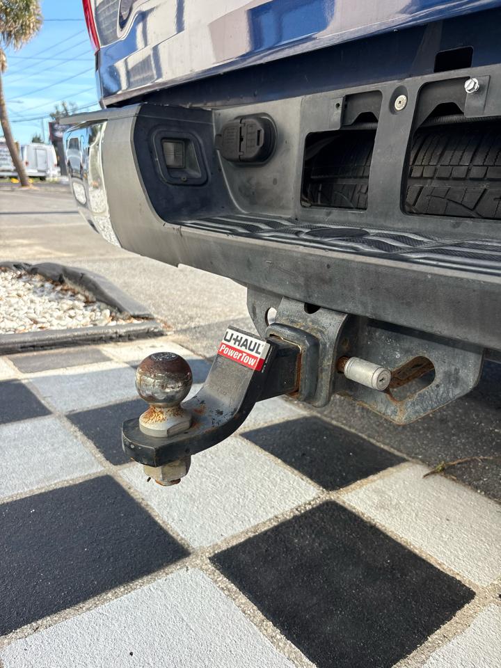 Toyota Tundra SR5 5.7L V8 CrewMax 2WD 2014
