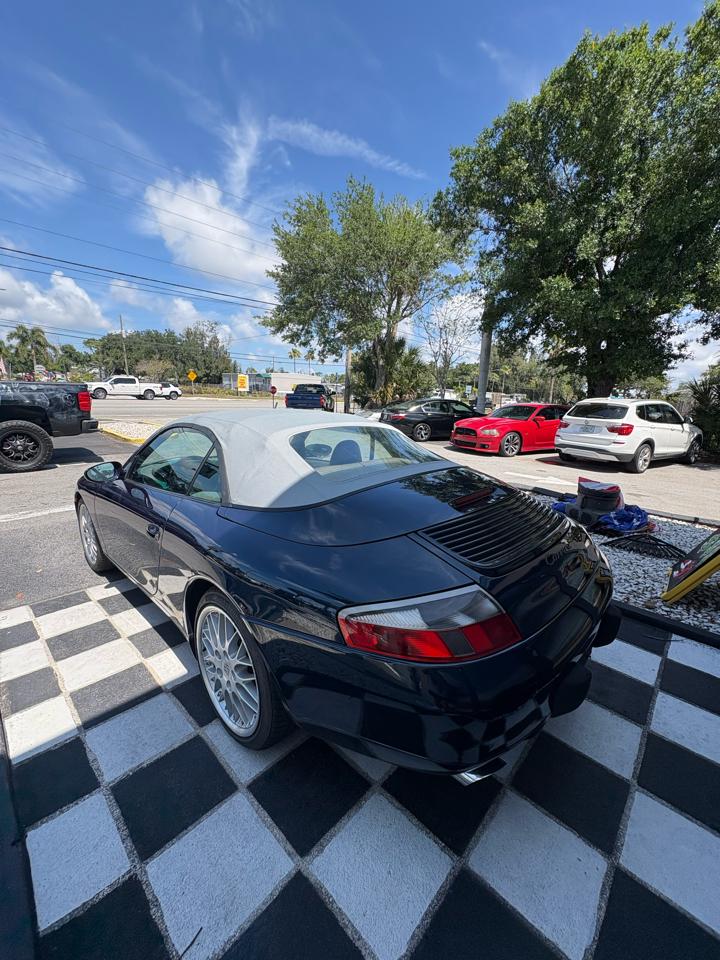 Porsche 911 Carrera Cabriolet 1999