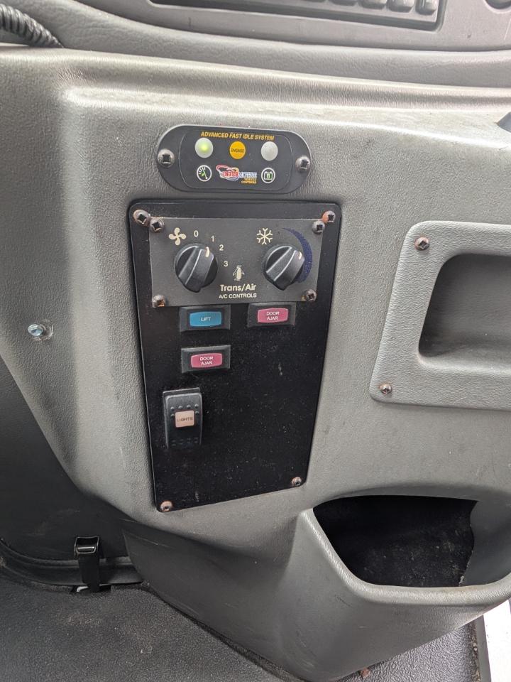 Ford Econoline E-350 Super Duty 2007