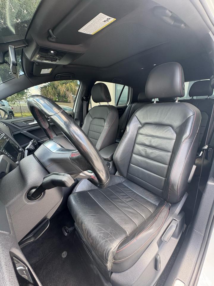 Volkswagen GTI SE 6M 4-Door 2015