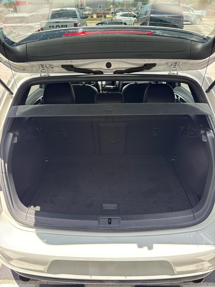 Volkswagen GTI SE 6M 4-Door 2015