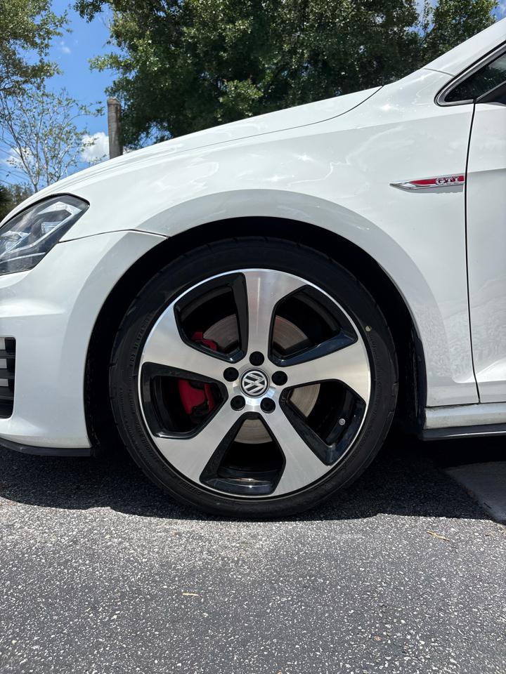 Volkswagen GTI SE 6M 4-Door 2015