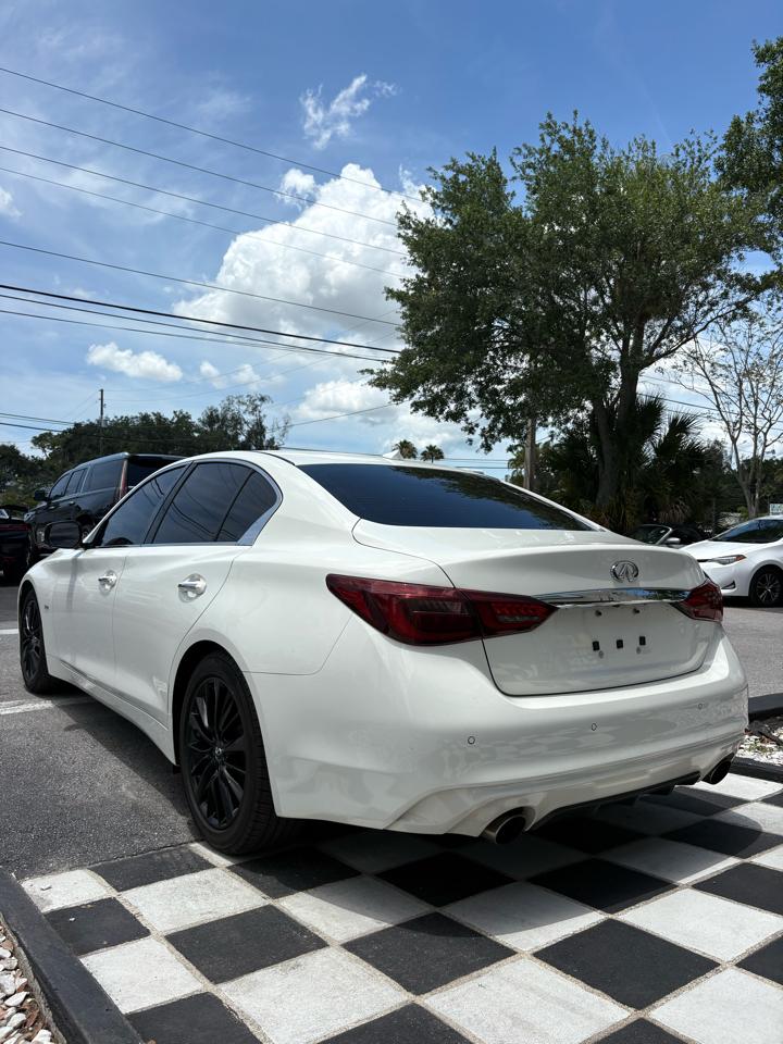 Infiniti Q50 3.0t LUXE 2018