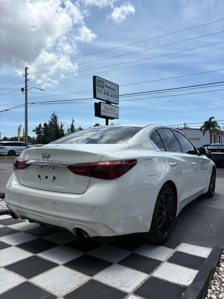 Infiniti Q50 3.0t LUXE 2018