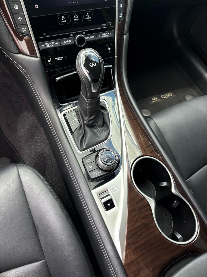 Infiniti Q50 3.0t LUXE 2018