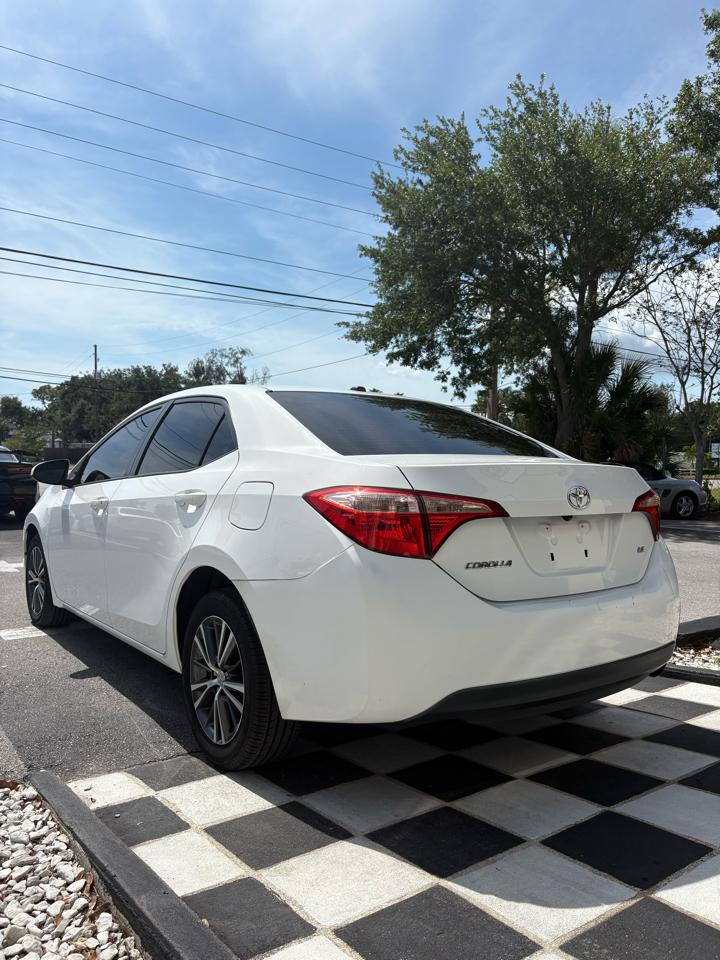 Toyota Corolla 4dr Sdn LE Auto 2017