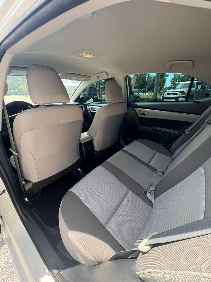 Toyota Corolla 4dr Sdn LE Auto 2017