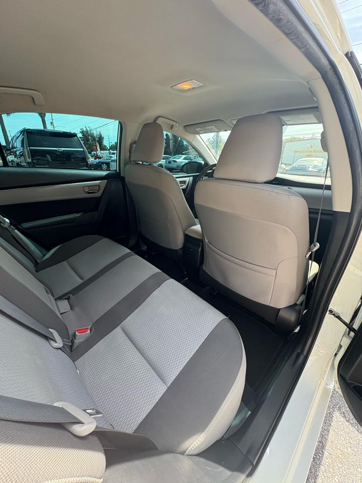 Toyota Corolla 4dr Sdn LE Auto 2017