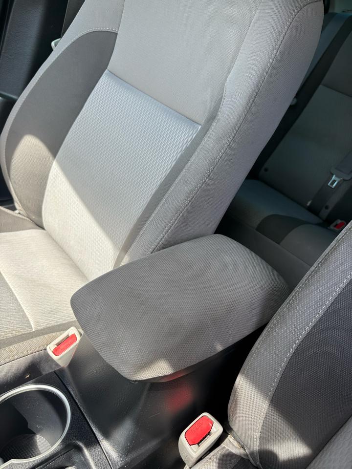 Toyota Corolla 4dr Sdn LE Auto 2017