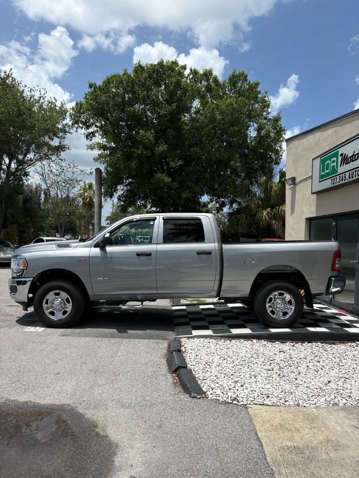 RAM 2500 Tradesman Crew Cab 4WD 2020