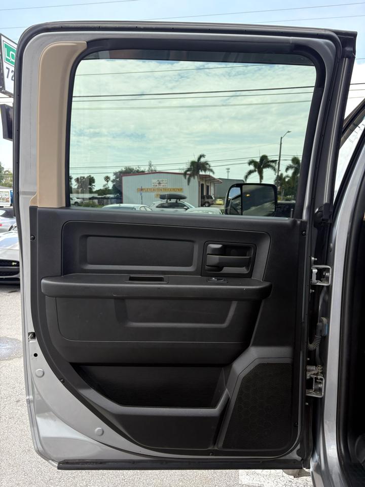 RAM 2500 Tradesman Crew Cab 4WD 2020
