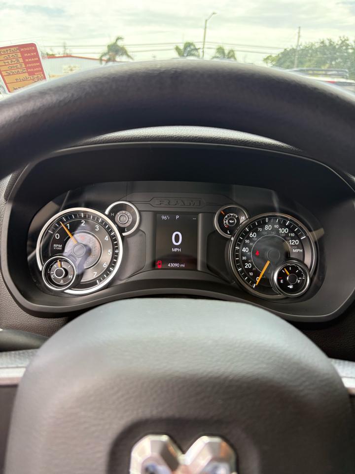 RAM 2500 Tradesman Crew Cab 4WD 2020