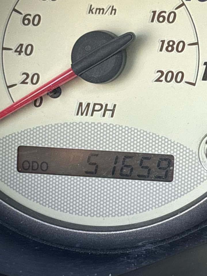 Toyota RAV4 2WD 2003