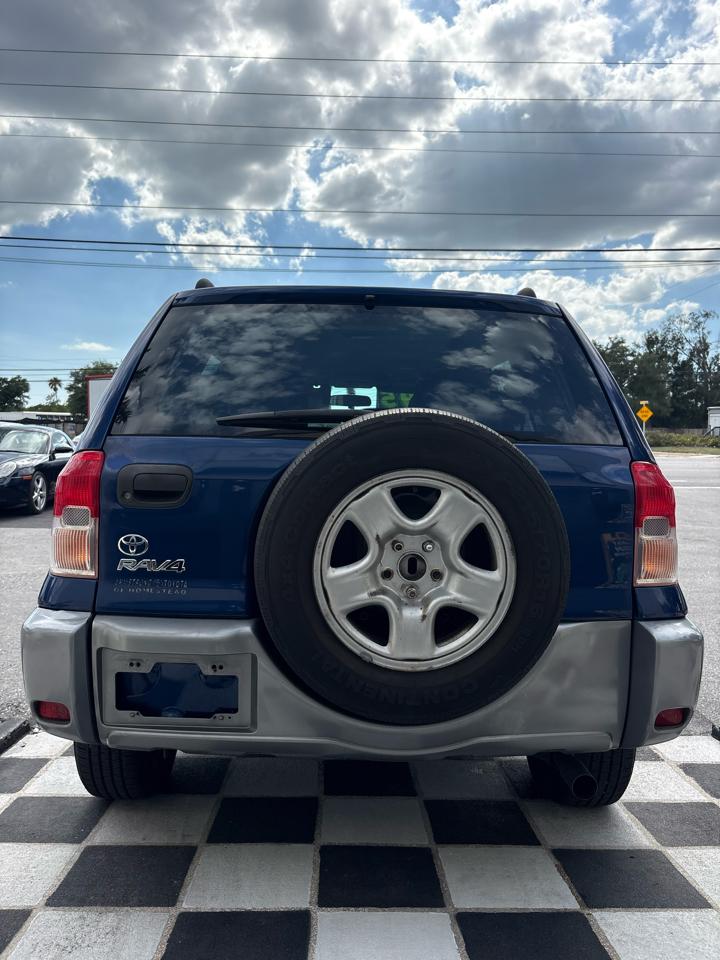 Toyota RAV4 2WD 2003