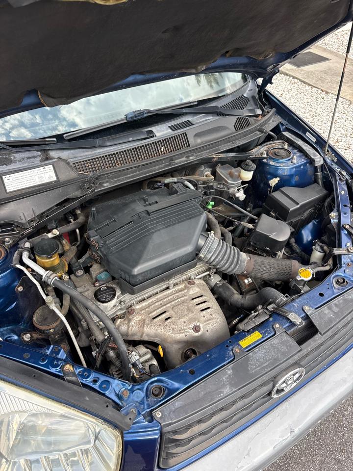 Toyota RAV4 2WD 2003