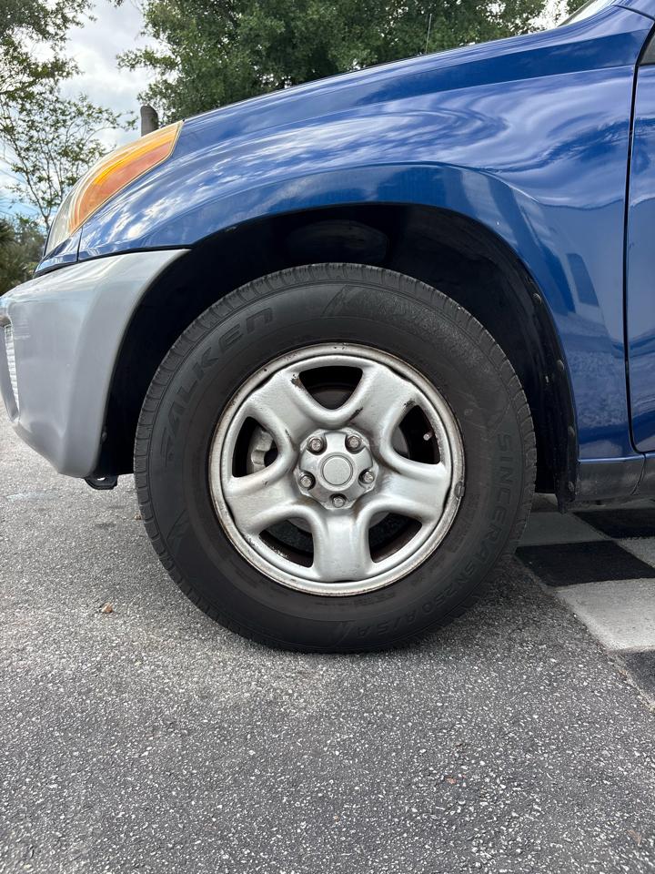 Toyota RAV4 2WD 2003