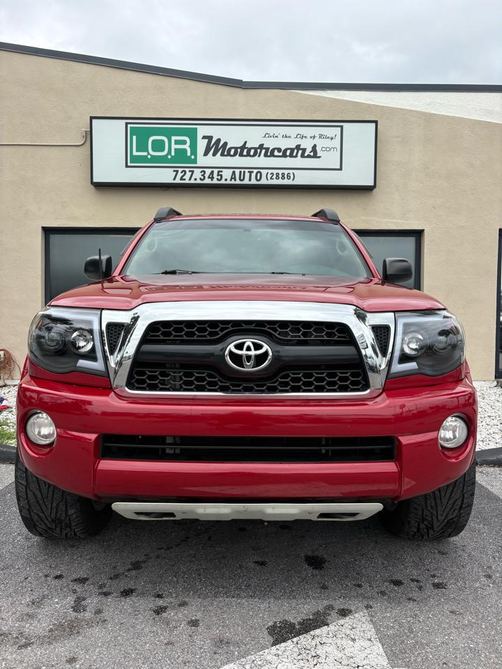 Toyota Tacoma PreRunner Double Cab V6 Auto 2WD 2011