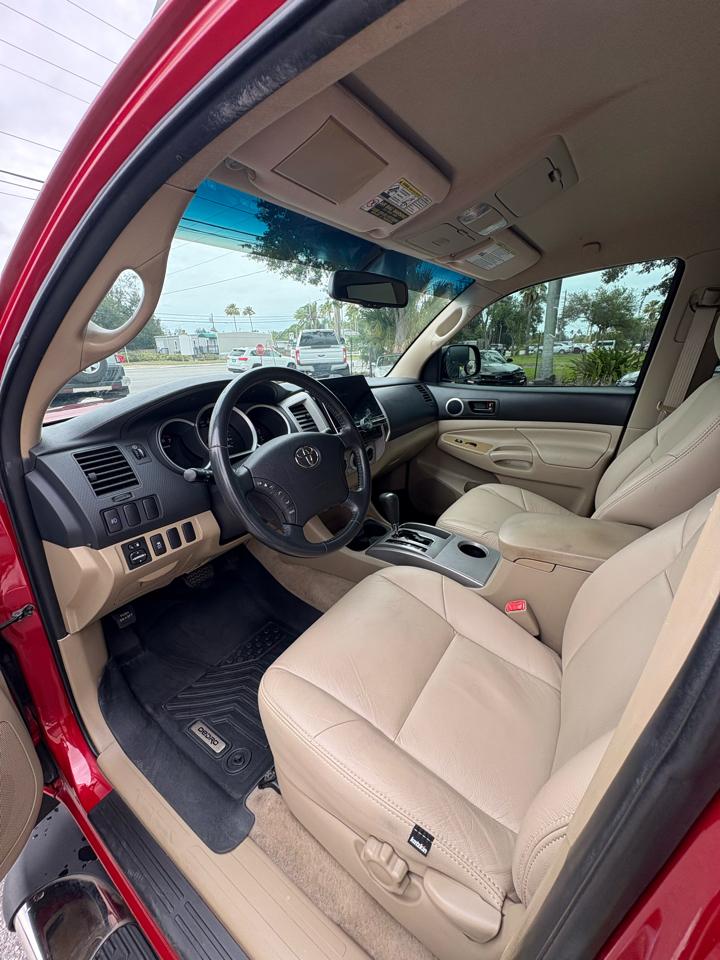 Toyota Tacoma PreRunner Double Cab V6 Auto 2WD 2011