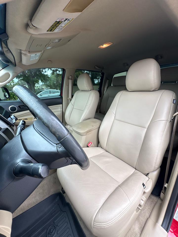 Toyota Tacoma PreRunner Double Cab V6 Auto 2WD 2011