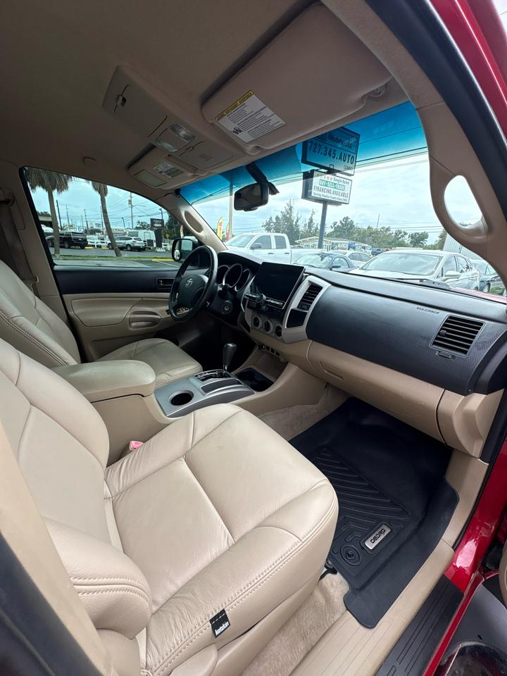 Toyota Tacoma PreRunner Double Cab V6 Auto 2WD 2011
